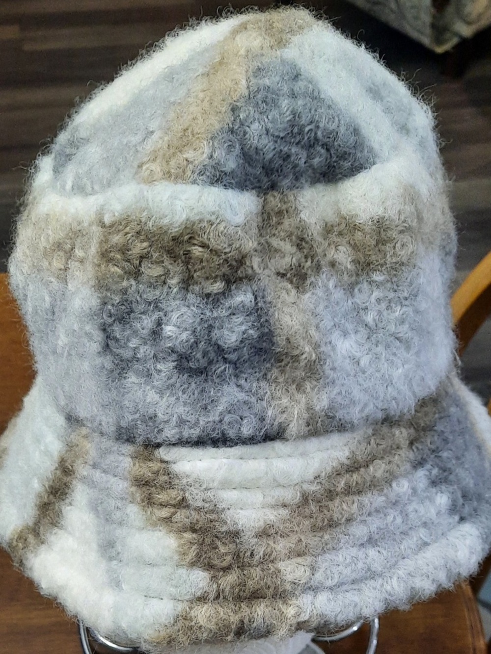 Bucket hat - Picture 2 of 3